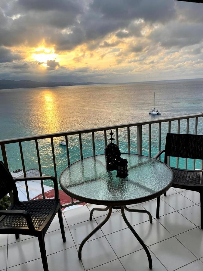Deluxe Montego Bay Club Studio & Suites Εξωτερικό φωτογραφία
