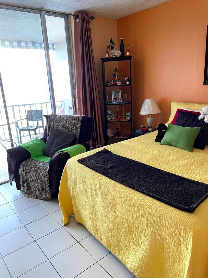 Deluxe Montego Bay Club Studio & Suites Εξωτερικό φωτογραφία