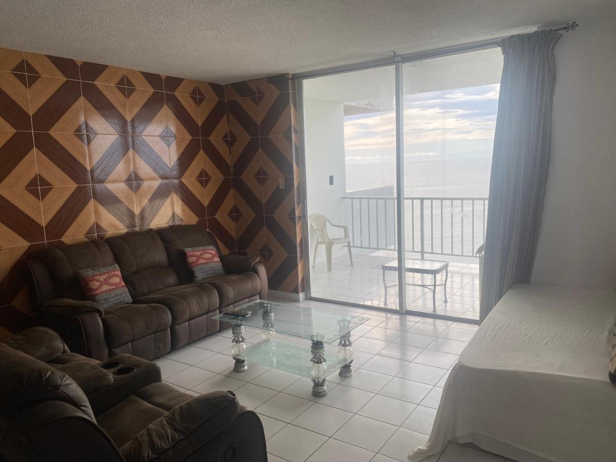 Deluxe Montego Bay Club Studio & Suites Εξωτερικό φωτογραφία