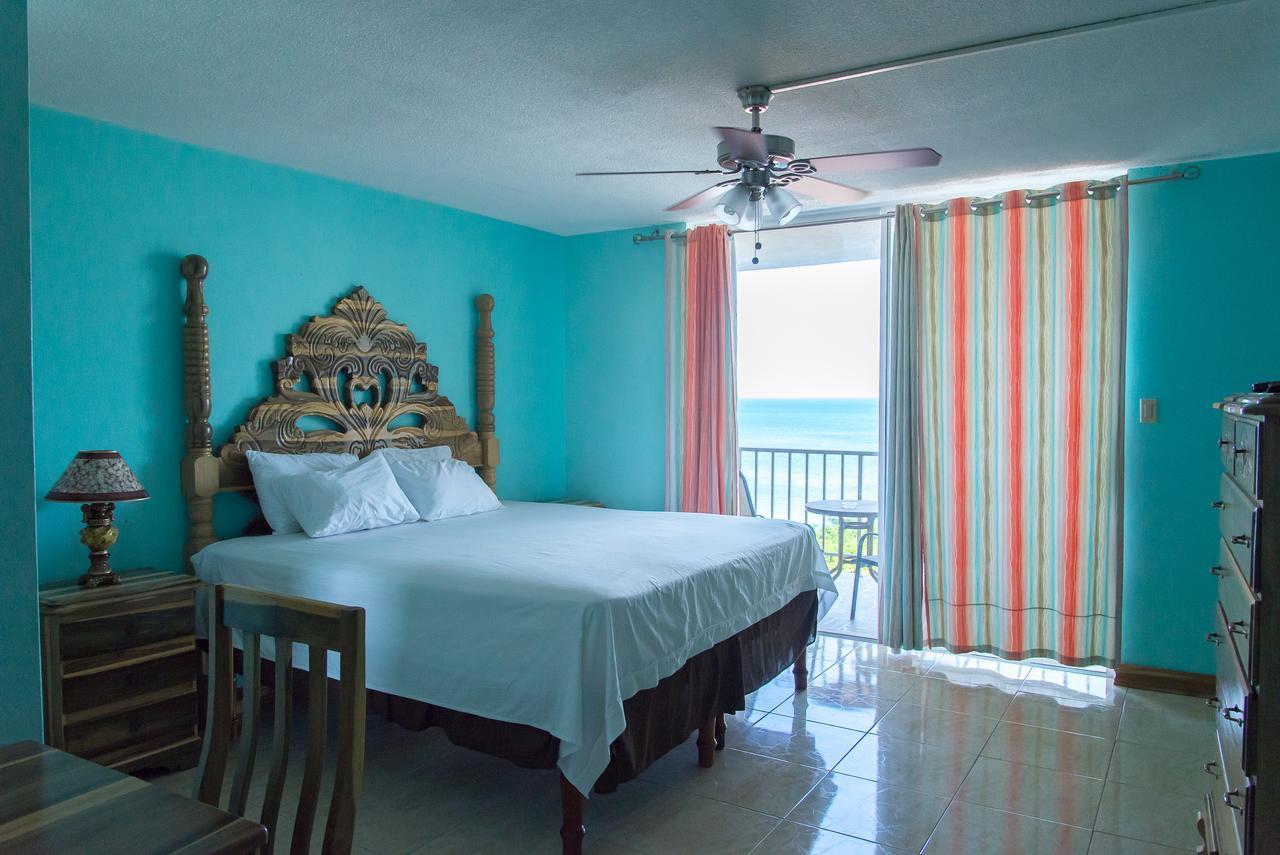 Deluxe Montego Bay Club Studio & Suites Εξωτερικό φωτογραφία